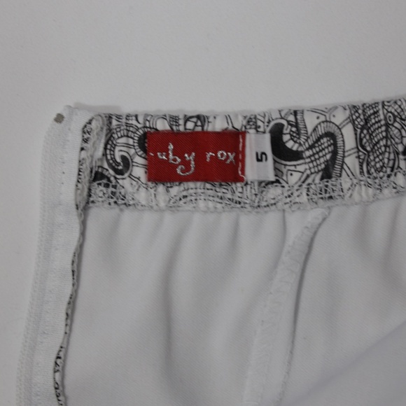 Ruby‎ Rox Women's Floral Woven Bubble Cocktail Mini Dress Black/White Size 5 - Picture 7 of 8